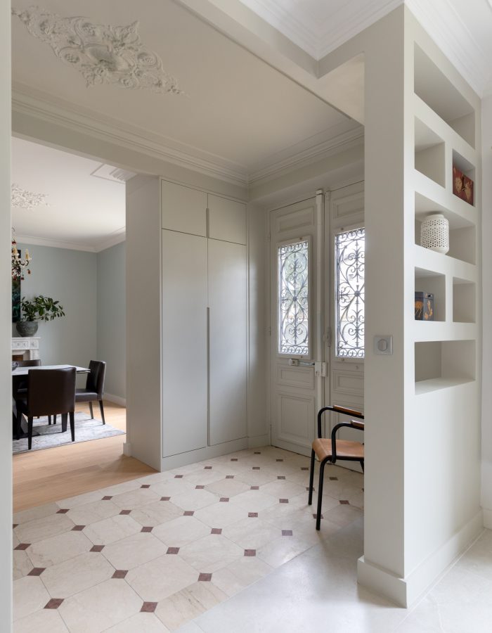 Sairong_apres-entree-sairong-joly-decoratrice-interieur-saint-maur-des-fosses.jpg